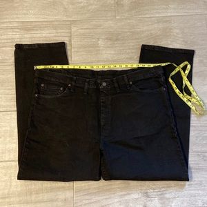 Wrangler Black Jeans Men’s size 44 x 30
